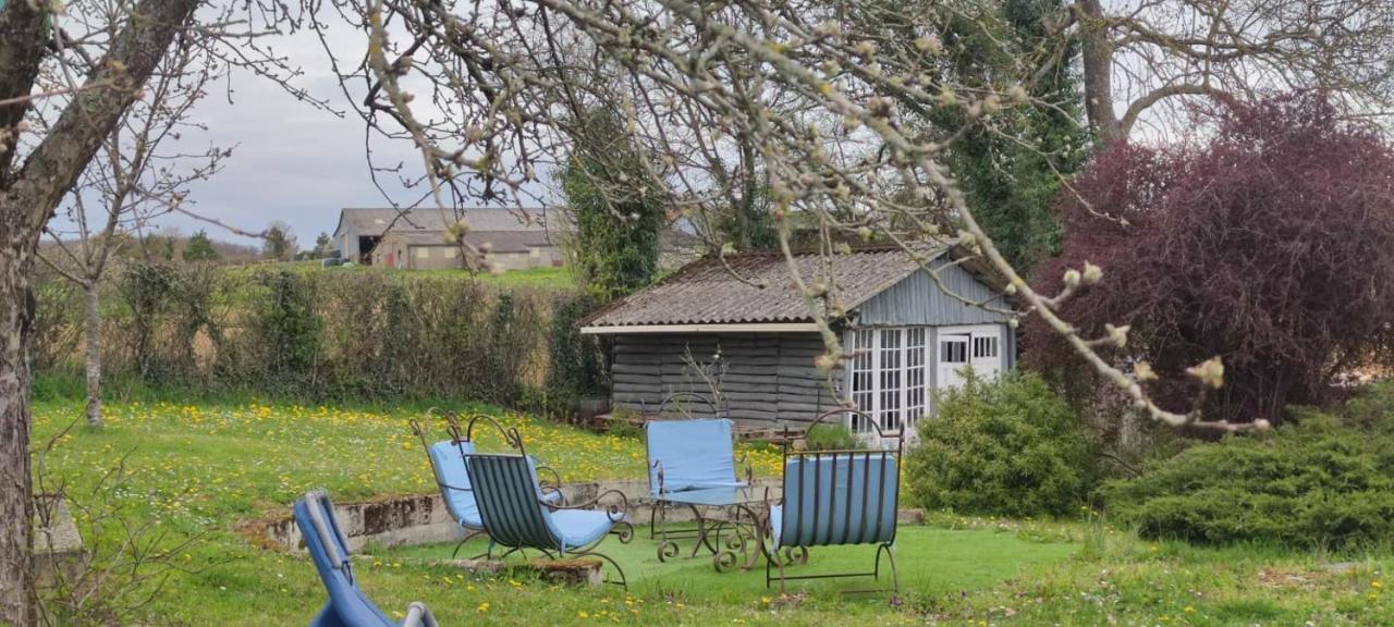 La Maison Bleue Varzy Exteriér fotografie